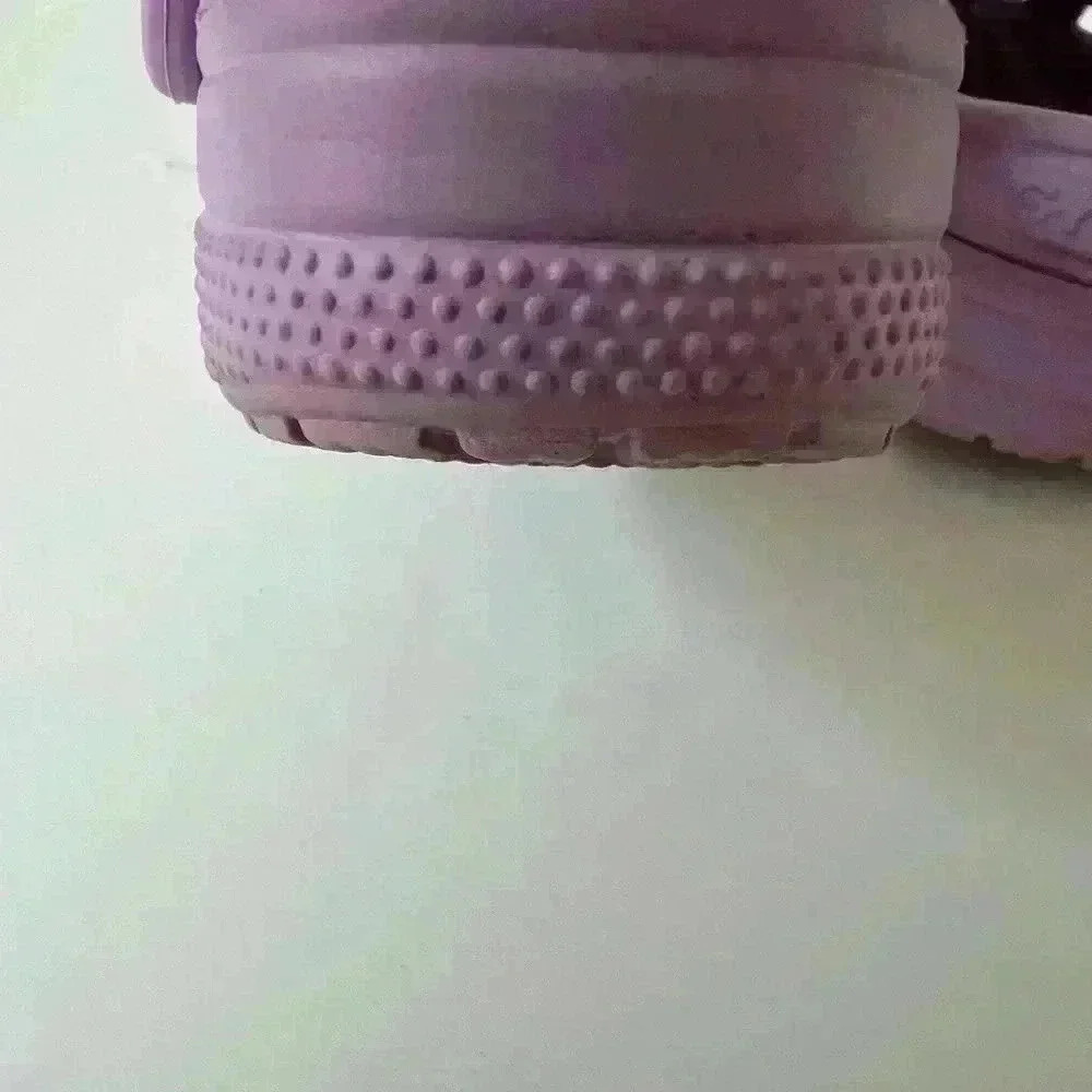 Crocs Kid’s Lavender Slingback Clog. - Picture 5 of 7